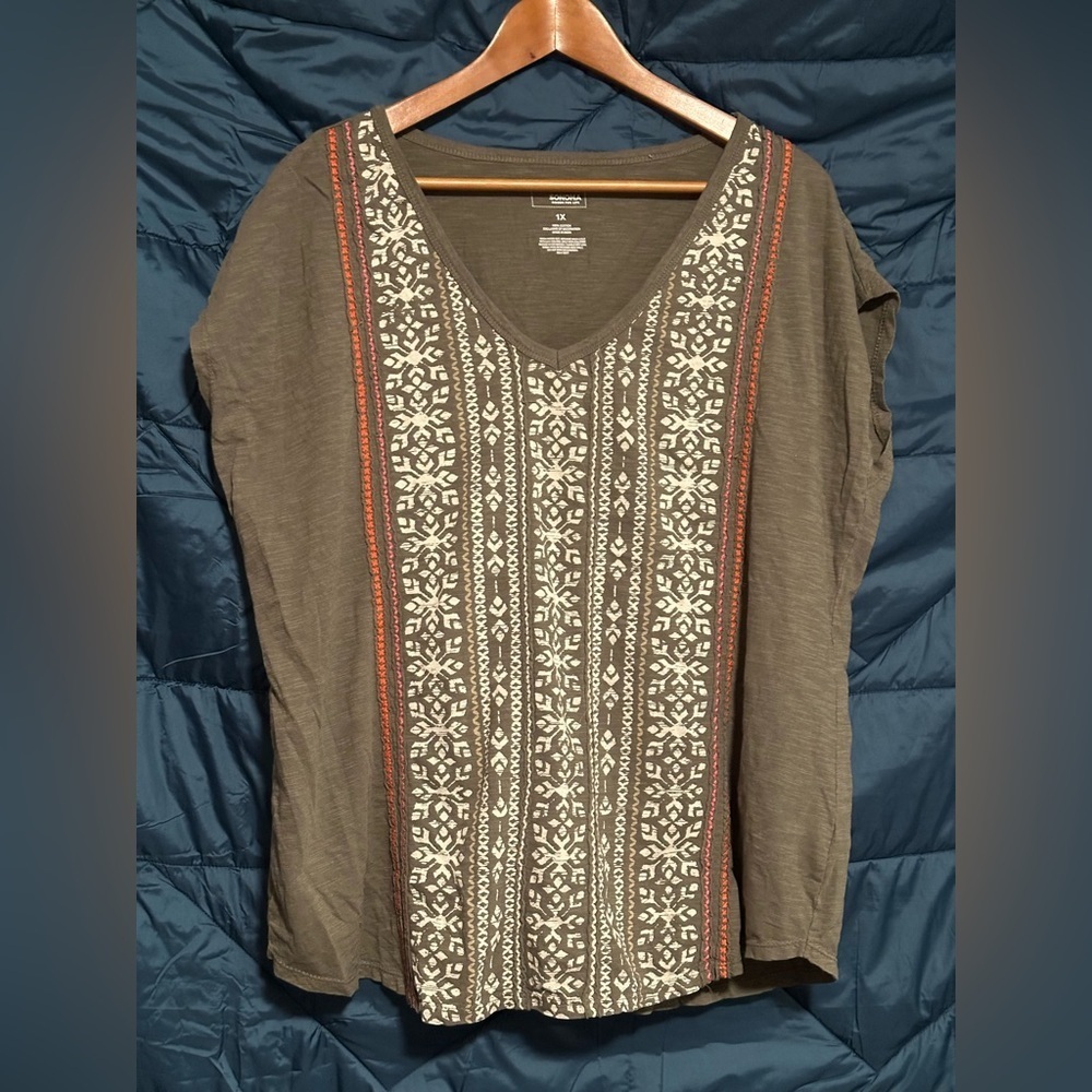 Sonoma Women’s Olive Embroidered V-Neck Blouse